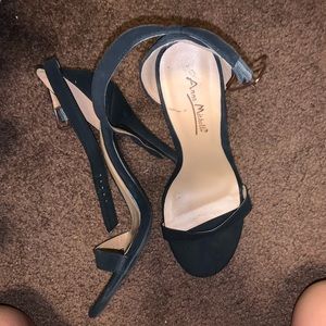 Stylish, Simple, black heel